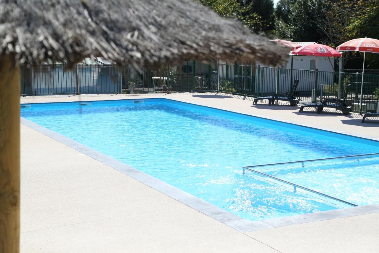 Camping Le Ruisseau Saint-André-de-Seignaux Kültér fotó