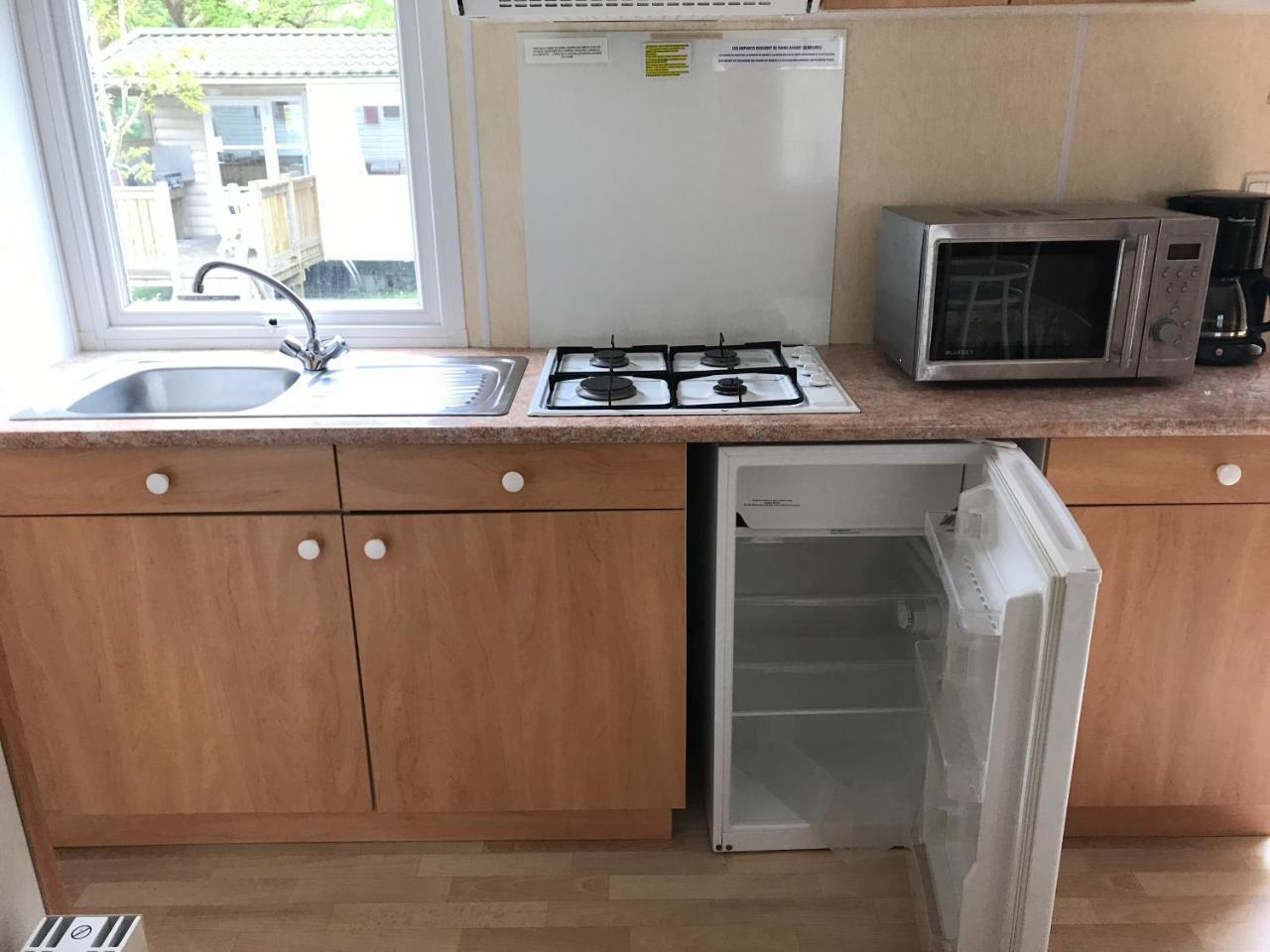 Camping Le Ruisseau Saint-André-de-Seignaux Kültér fotó